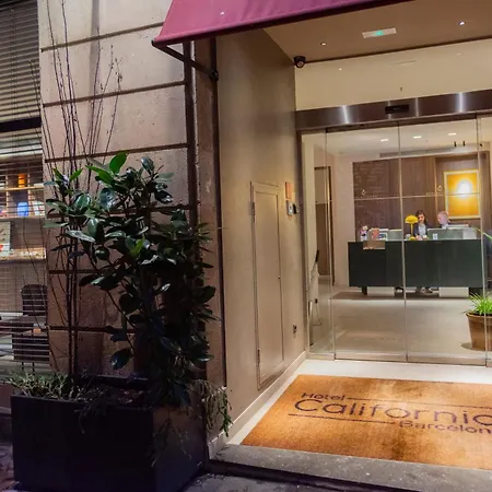 California Hotel 3*