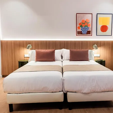 Hotel California 3*