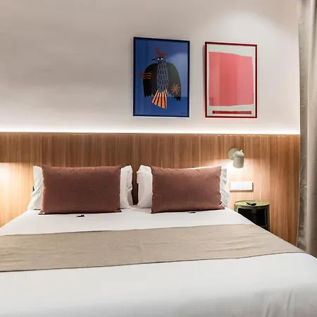Hotel California 3*