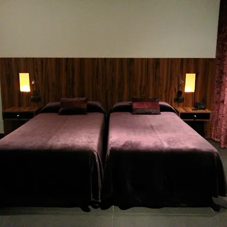 California Hotel 3*